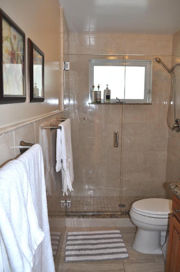 Lovely 3-Bd, Walk To Bars, 9 Min Drive From Beach! Heated Pool. فورت لودرديل المظهر الخارجي الصورة